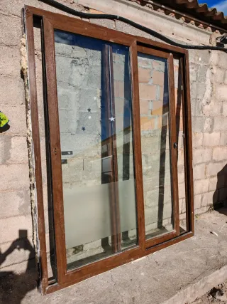 Balconera PVC corredera imitación madera