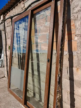 Balconera PVC corredera imitación madera