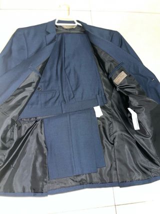 Traje de hombre azul