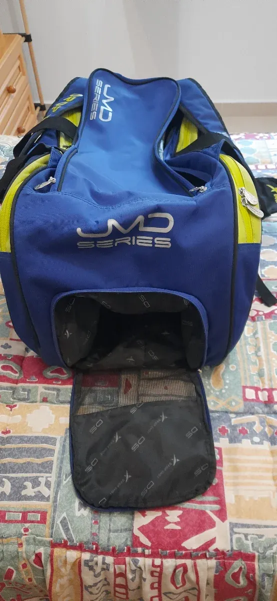 Paletero Drop Shot con compartimento zapatillas