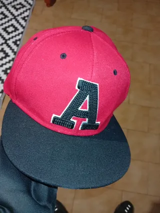 Lote 4 Gorras Variadas