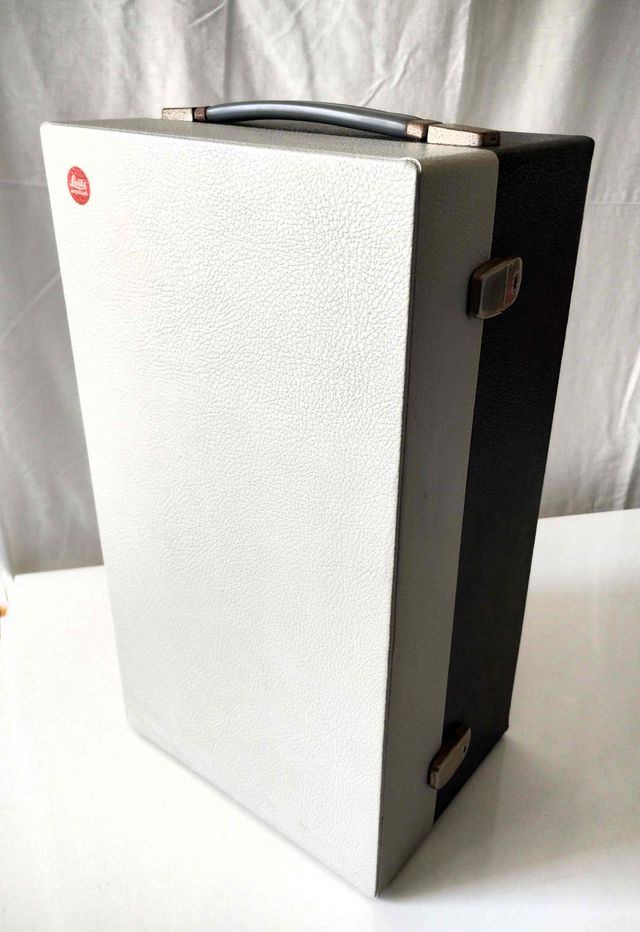 Proyector Diapositivas Leitz Pradovit 250 Color AF