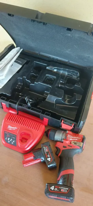 Avvitatore Milwaukee M12 nuovo