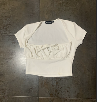 Top blanco PrettyLittleThing talla S