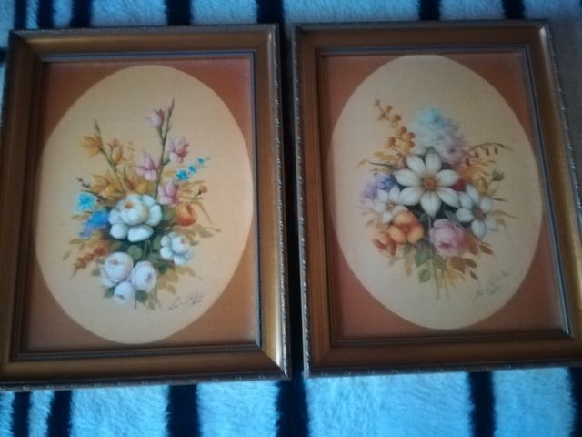 2 Quadri Floreali su Tavola