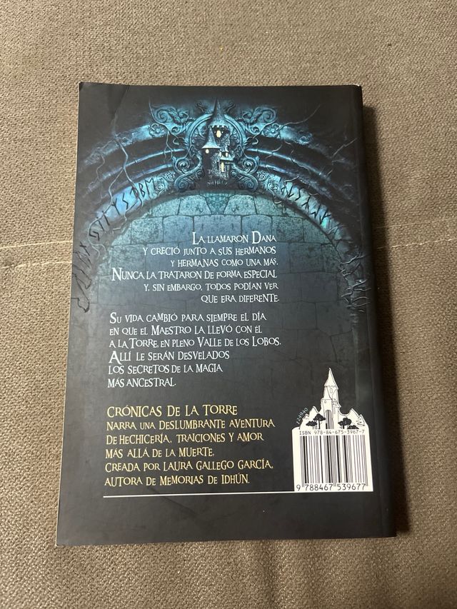 Crónicas de la Torre I. El Valle de los Lobos (...