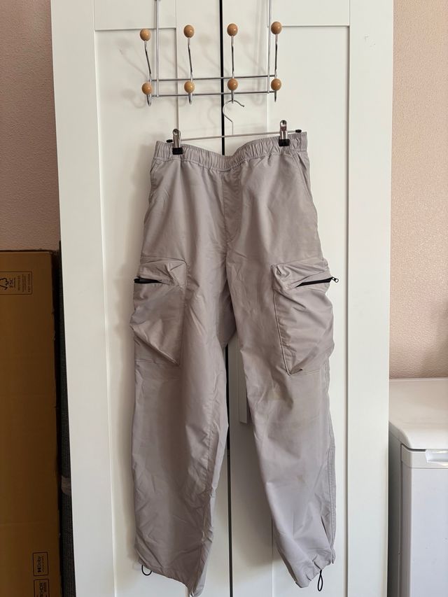 Pantalones cargo grises talla L