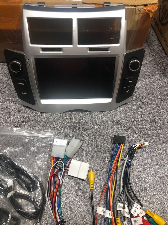 Cardplay Toyota Yaris