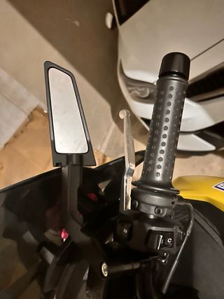 Retrovisores Moto Negros con Tornillos