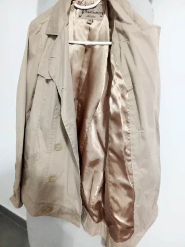 Gabardina Stradivarius Beige Talla M