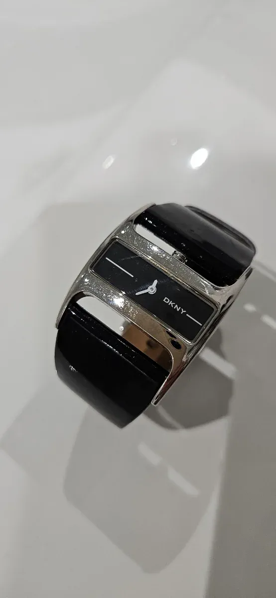 Reloj DKNY Cuero Negro