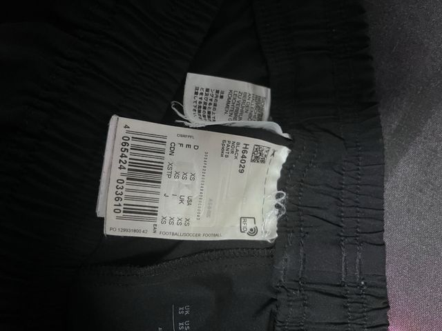 Pantalones Adidas Manchester United