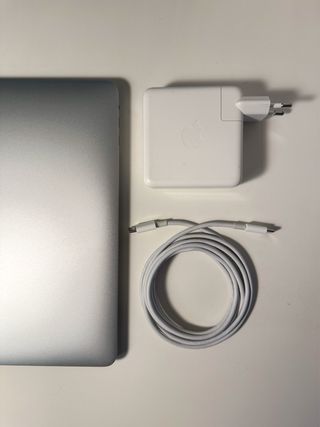 MacBook Pro 15” (2017) con Touch Bar