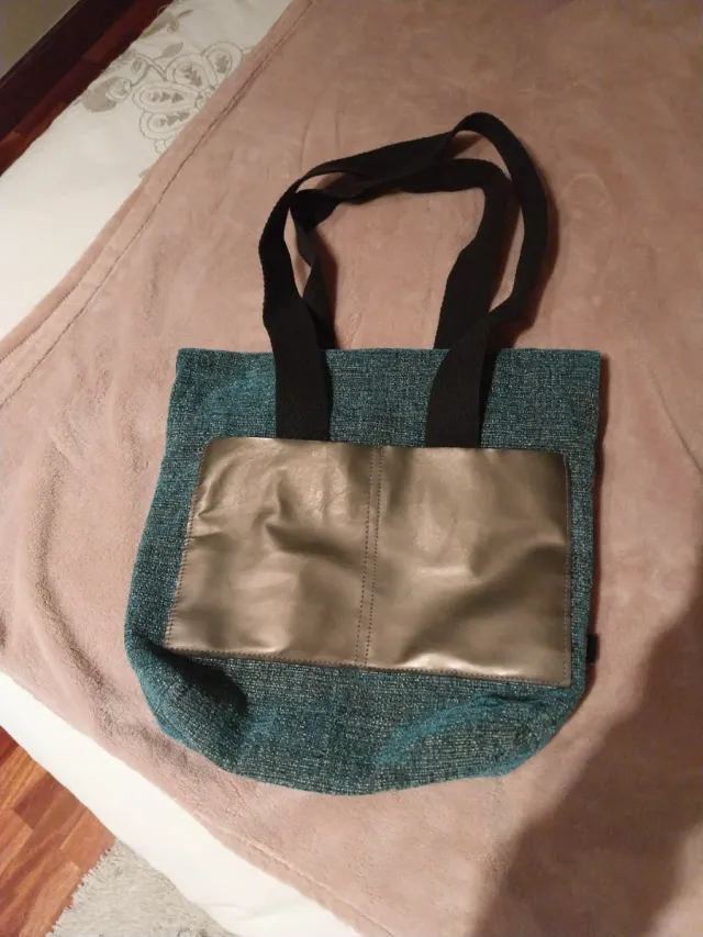 Bolso de hombro tejido hecho a mano