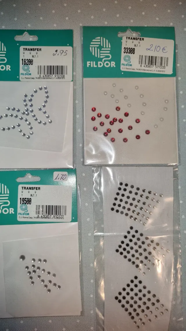 Lote de dibujos de transfers adhesivos.