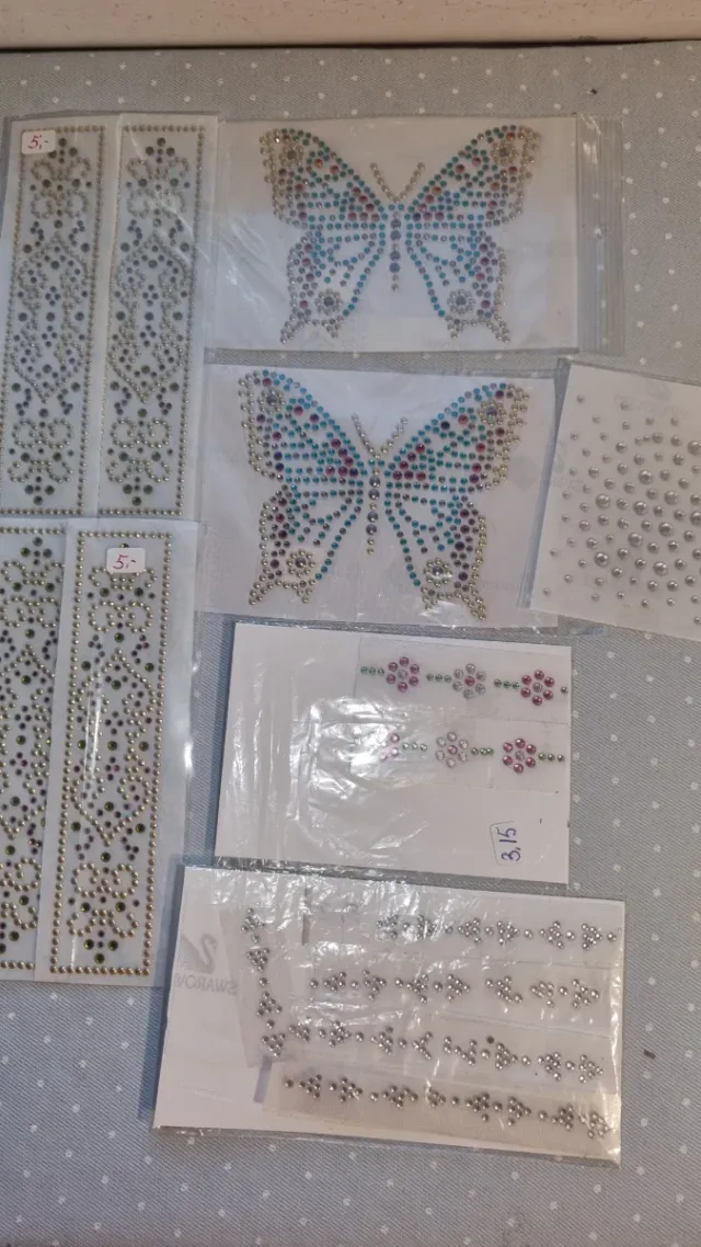 Lote de dibujos de transfers adhesivos.