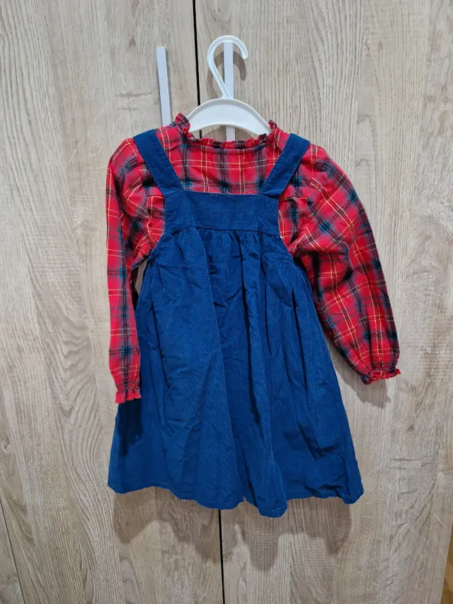 Conjunto camisa cuadros y vestido azul