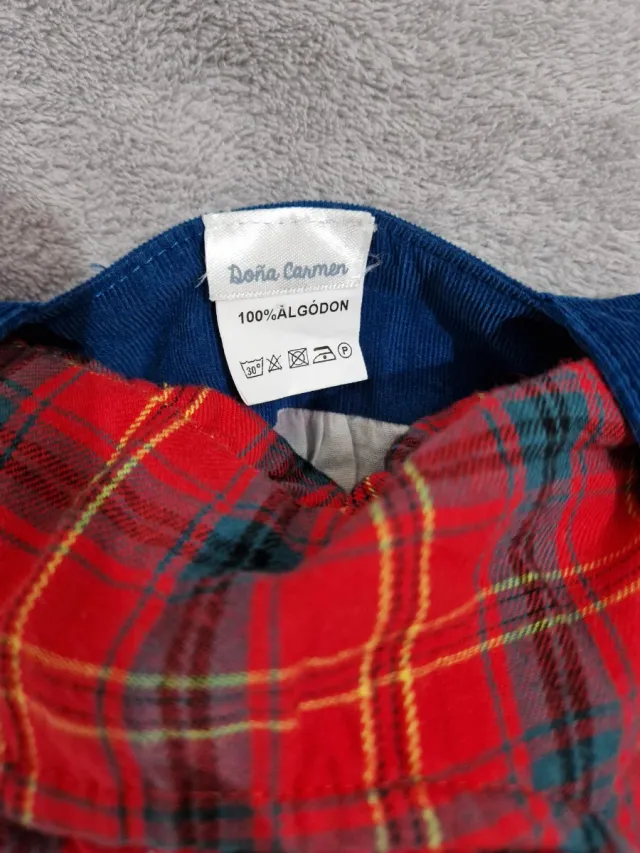 Conjunto camisa cuadros y vestido azul