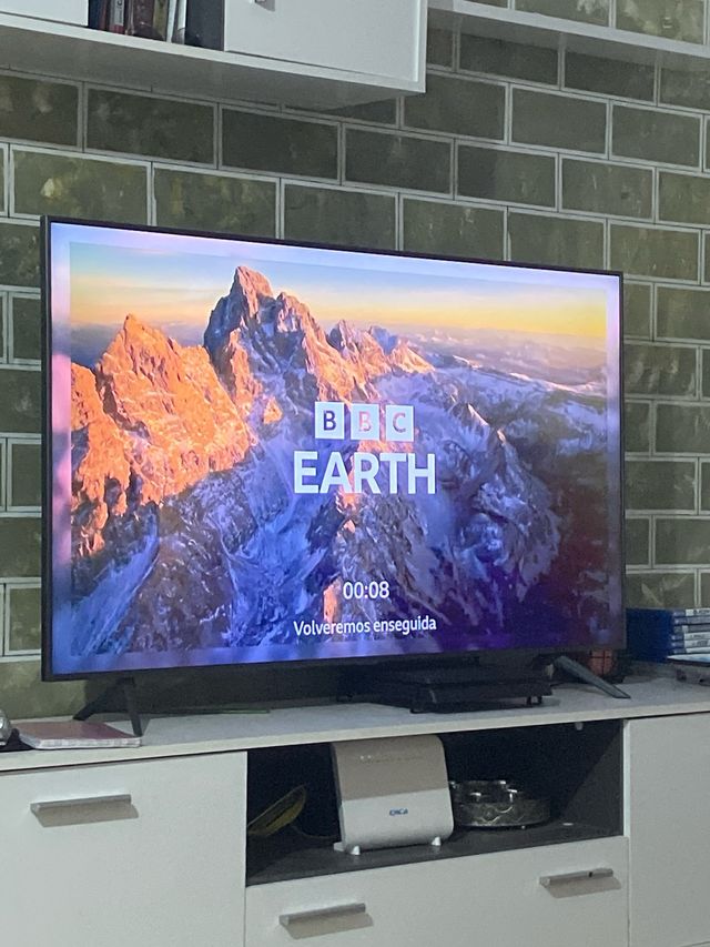 Smart TV Negra 55’ modelo 2023  cristal UHD 4K