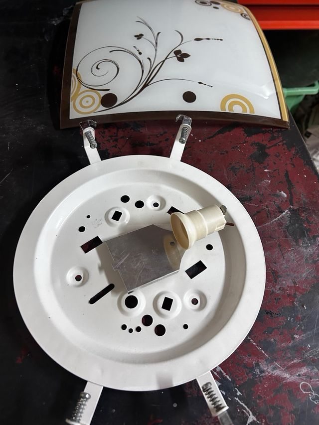 Plafón de techo cristal y metal