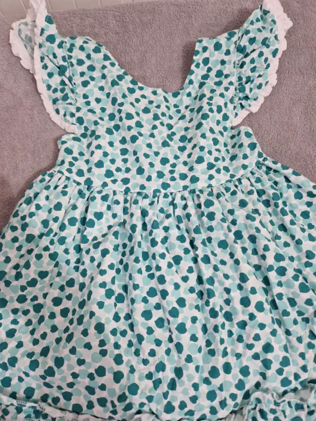 Vestido corto estampado de corazones