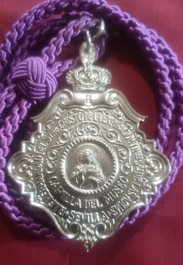 MEDALLA HDAD. DEL MUSEO DE SEVILLA