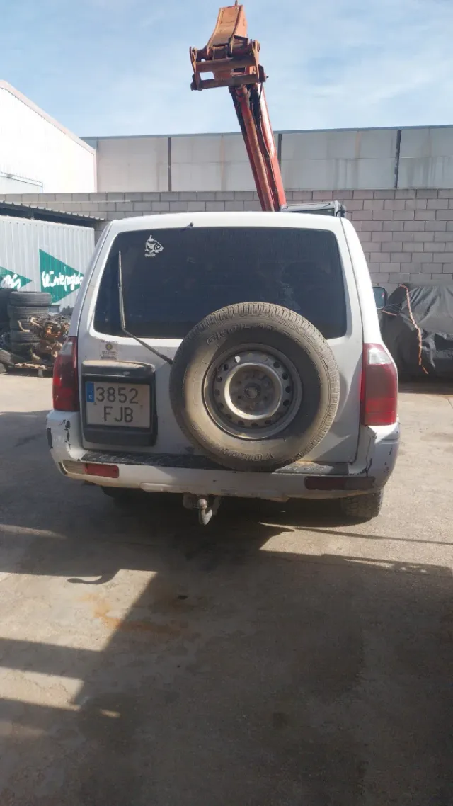 Mitsubishi Montero 2006