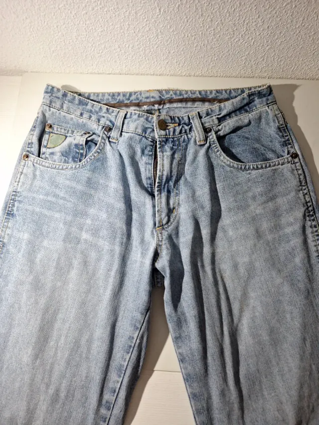 Pantalón vaquero Lois azul claro talla 38