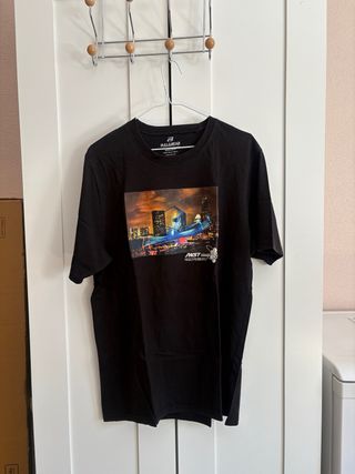 Camiseta Pull&Bear Negra Estampada