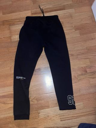 Pantalones Supply & Demand Negros