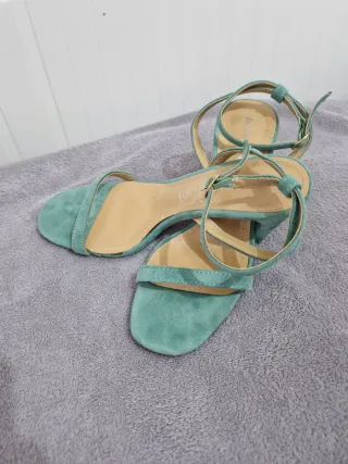 Sandalias turquesa mujer