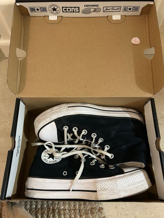 Zapatillas negras CONVERSE plataforma