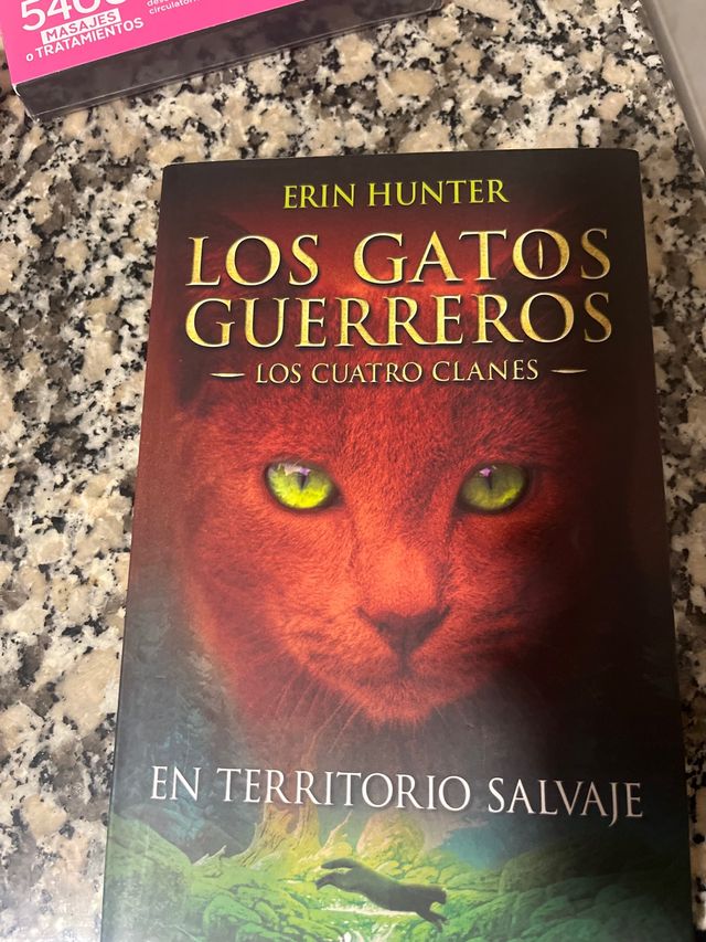 En territorio salvaje / Into the Wild (GATOS GU...