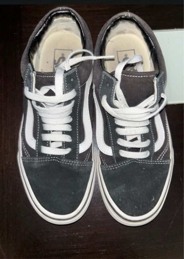 Zapatillas Vans Old Skool Negras y Blancas