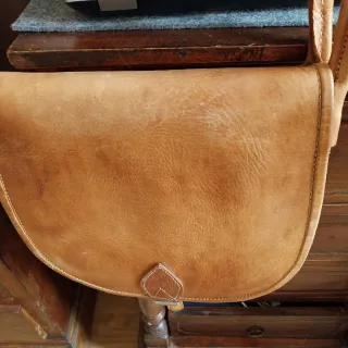 Bolso bandolera de piel