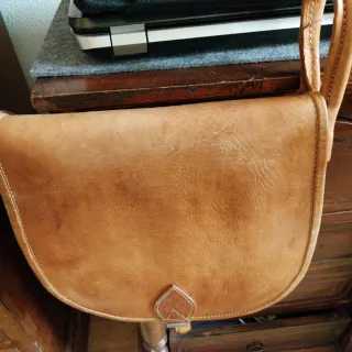 Bolso bandolera de piel