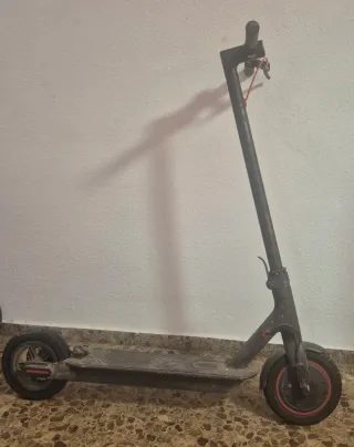 Patinete Eléctrico Xiaomi Mi Scooter Pro