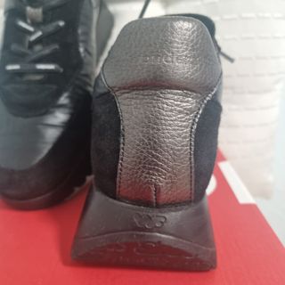 Zapatillas Wonders negras talla 37