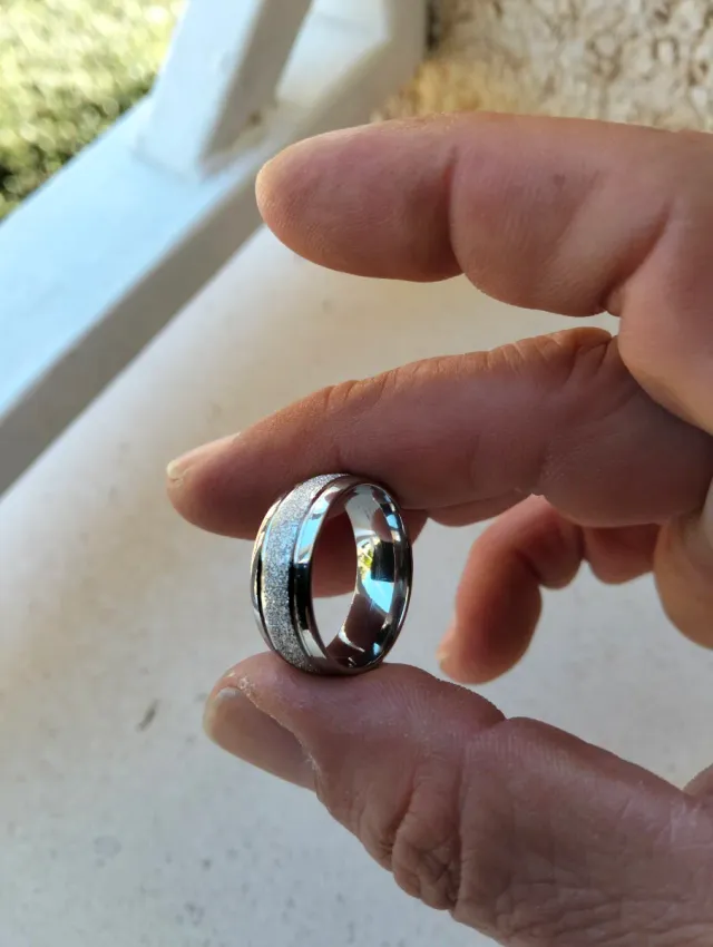 Anillo Diseño Brillante de acero inoxidable