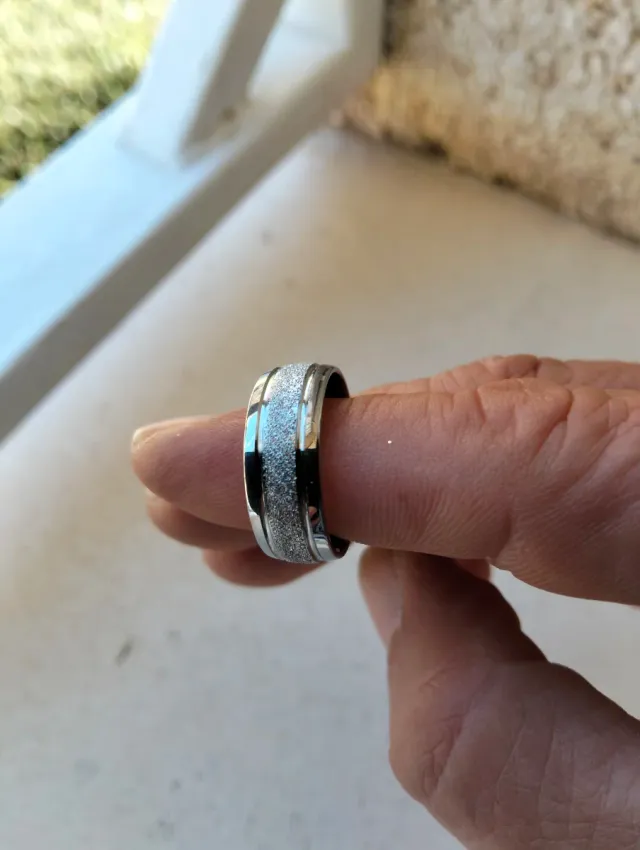 Anillo Diseño Brillante de acero inoxidable