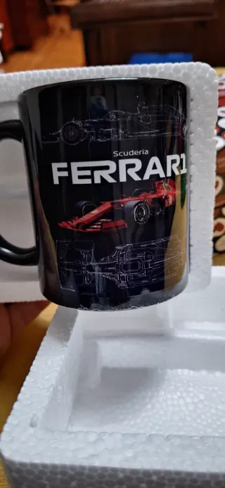 Tazza Mug Ferrari Scuderia Ceramica Nera