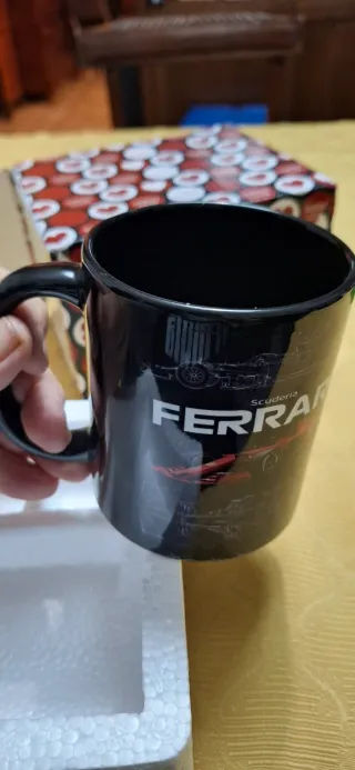 Tazza Mug Ferrari Scuderia Ceramica Nera