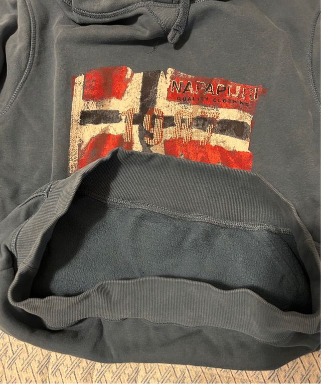 Felpa Napapijri con bandiera