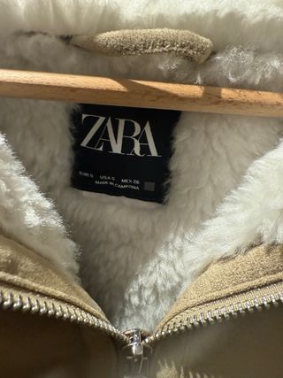Cazadora Zara Borreguito Beige
