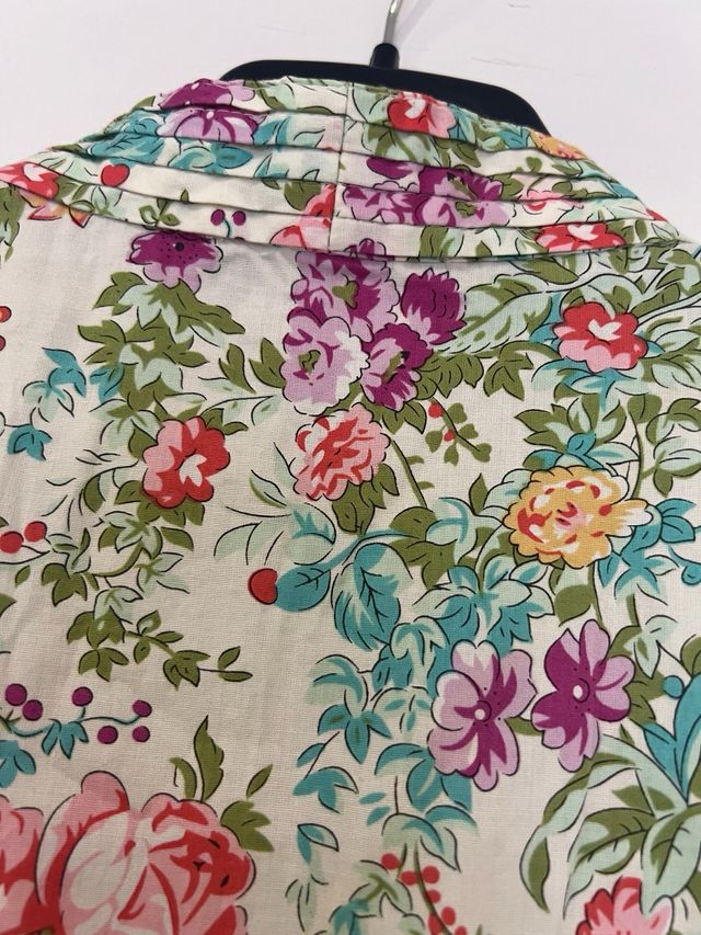 Blusa ANTEA floral talla 42