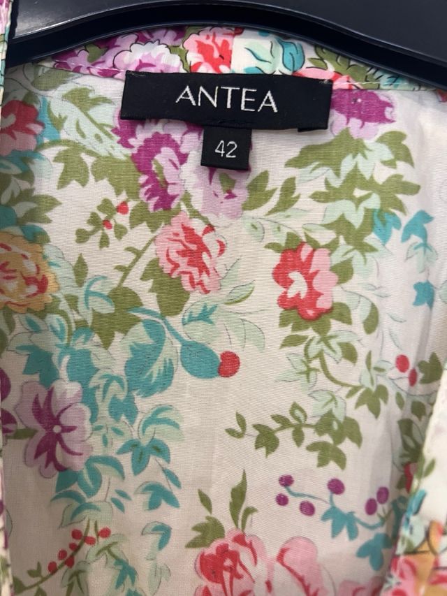 Blusa ANTEA floral talla 42