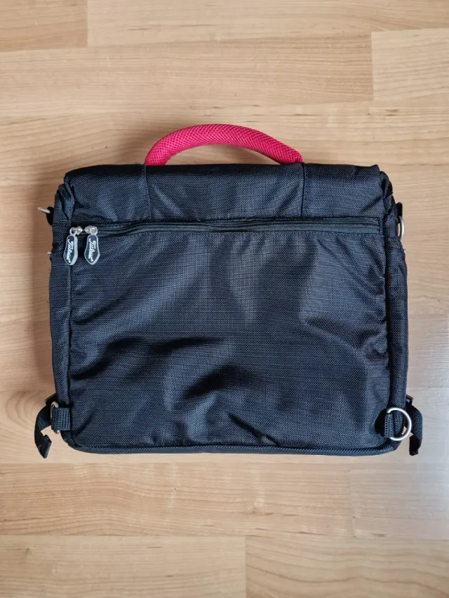 Maletín ordenador Titleist negro y rojo