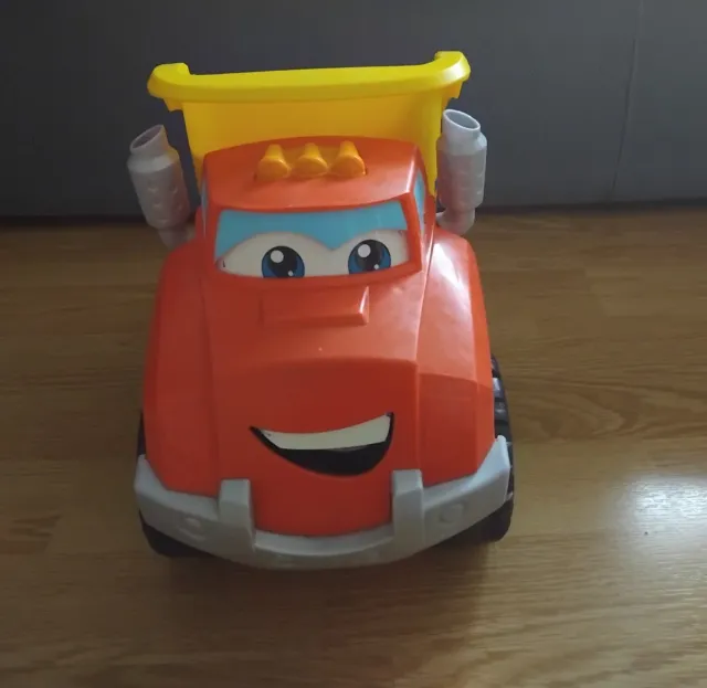 Coches voz,sonidos,luces,movimiento