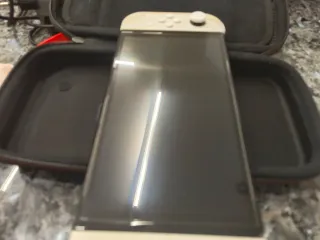 Nintendo Switch OLED como nueva