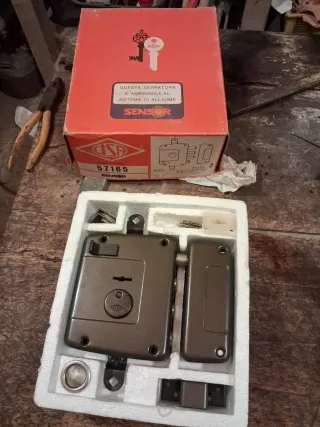 Cerradura ISA 57165 Sensor Nueva